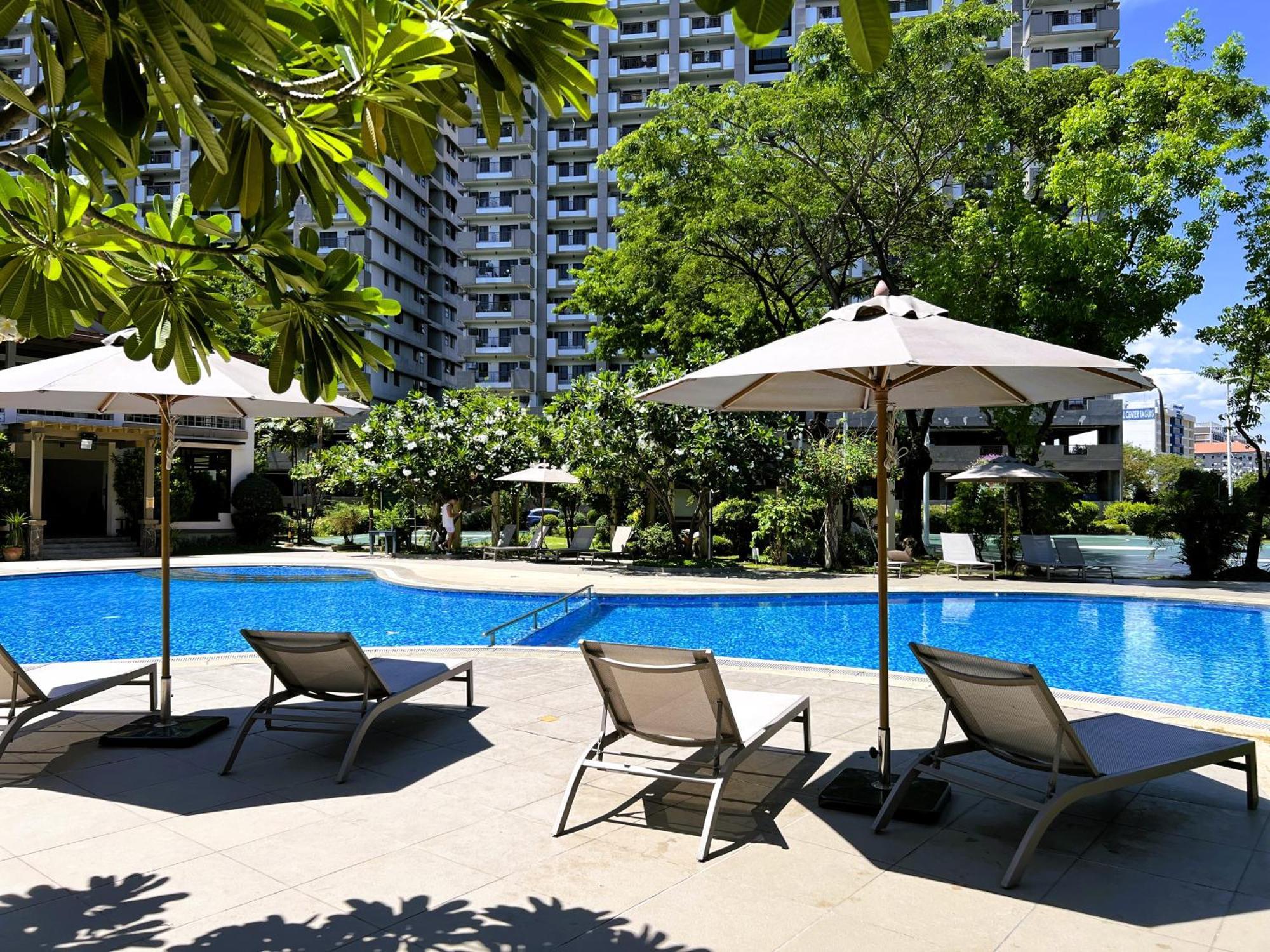 Stunning 2Br Apt, 65 Sq M Netflix At Rosewood Pointe Residences Near Bgc Маніла Екстер'єр фото