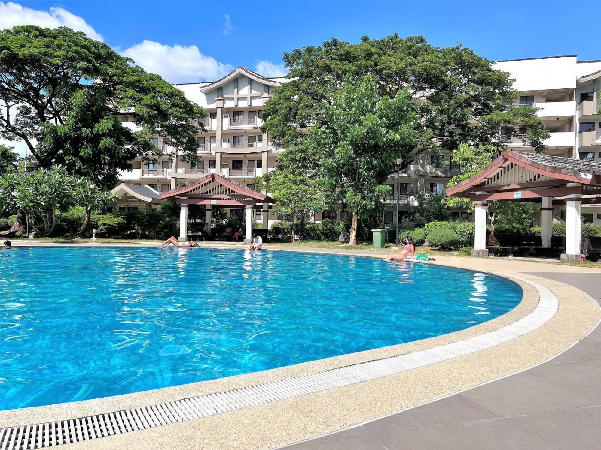 Stunning 2Br Apt, 65 Sq M Netflix At Rosewood Pointe Residences Near Bgc Маніла Екстер'єр фото