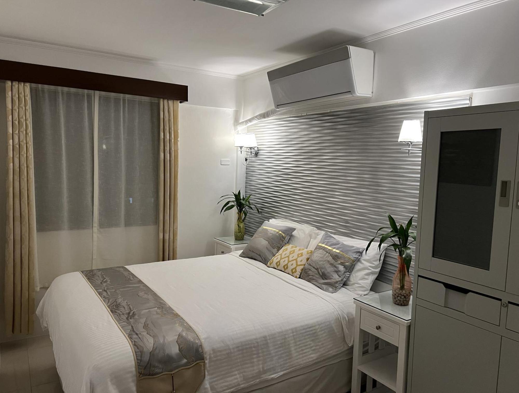 Stunning 2Br Apt, 65 Sq M Netflix At Rosewood Pointe Residences Near Bgc Маніла Екстер'єр фото
